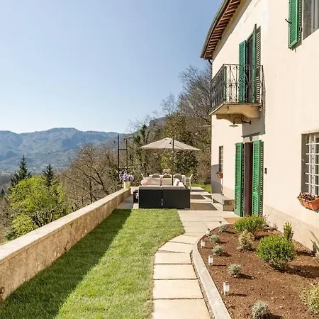 Villa * With Views * Walk To Everything Barga