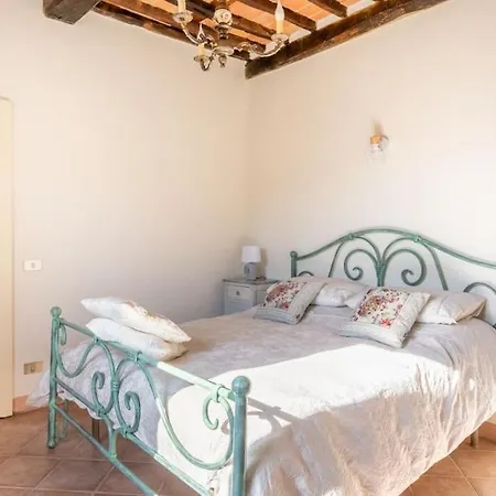 * With Views * Walk To Everything Barga