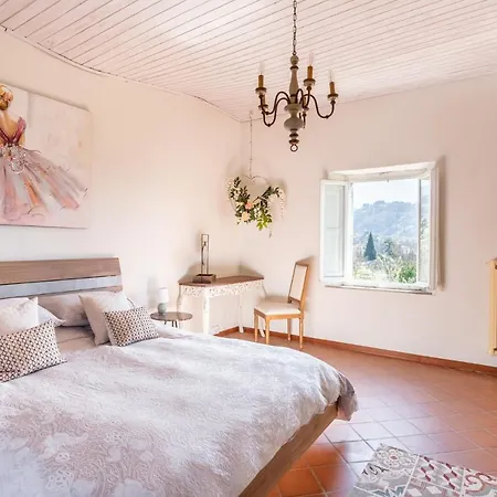 * With Views * Walk To Everything Barga