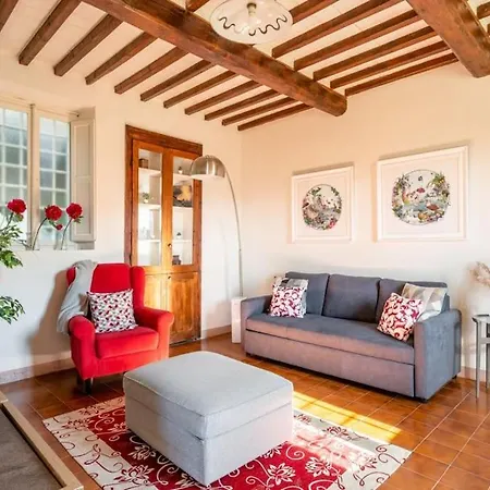 * With Views * Walk To Everything Villa Barga