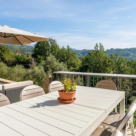 Villa * With Views * Walk To Everything *