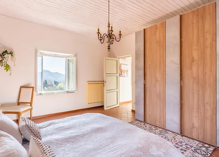 Villa * With Views * Walk To Everything Barga