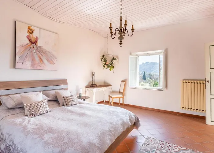 * With Views * Walk To Everything Barga