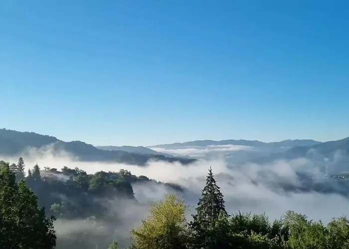 * With Views * Walk To Everything * Barga